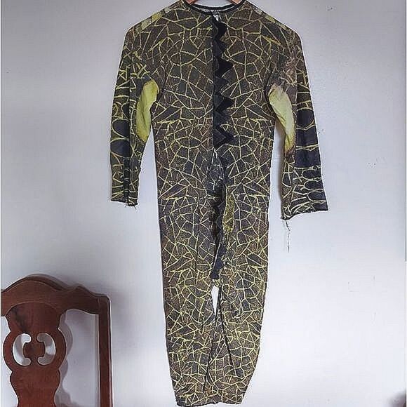 Pre-loved dinosaur catsuit onesie for costuming / upcycling - Picture 3 of 7